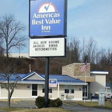 Americas Best Value Inn & Suites St Clairsville Wheeling St. Clairsville Exterior foto